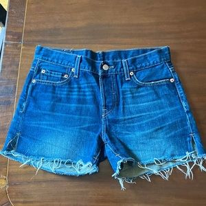 Levi’s Cut-Off Jean Shorts